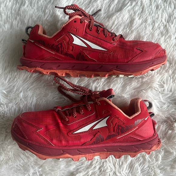 Altra Other - Altra Lone Peak 3.5 Trail Running size 7.5 women’s
